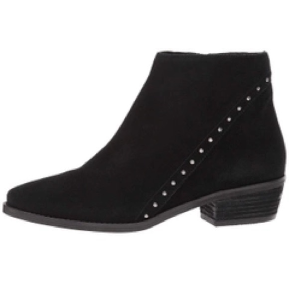 VANELI IRVEN SUEDE STUDDED BLACK ANKLE BOOTIES BLOCK HEEL NWT SZ 6.5